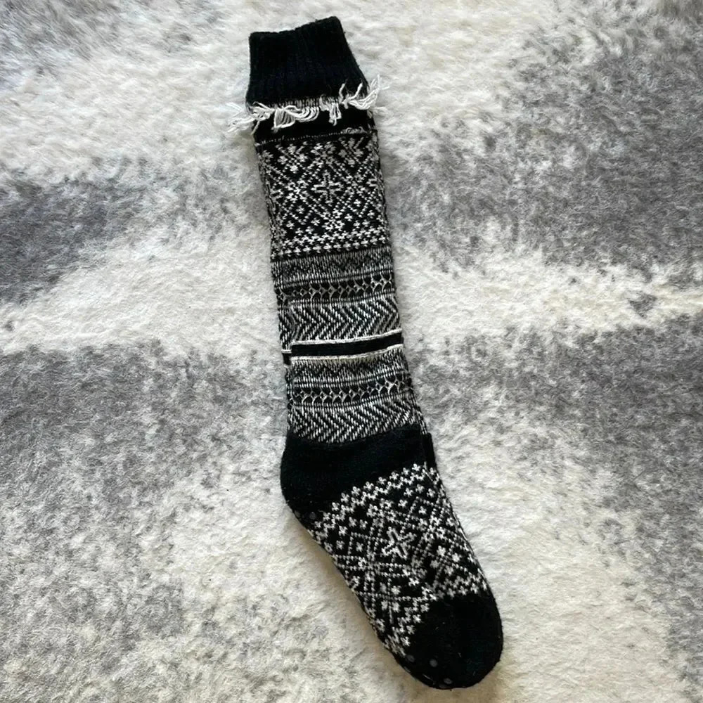 🔥4/$20 Indigo Reading  Socks